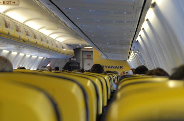 Interior de um avião da Ryanair. Setembro de 2008.