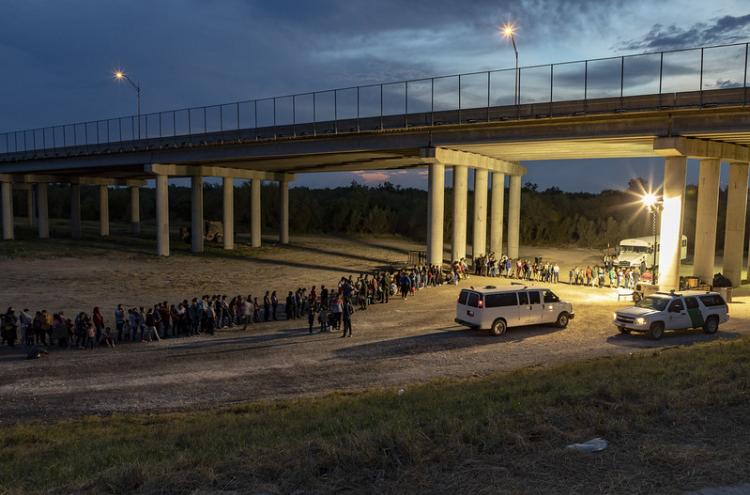 Migrantes detidos na fronteira com EUA. Junho de 2019.