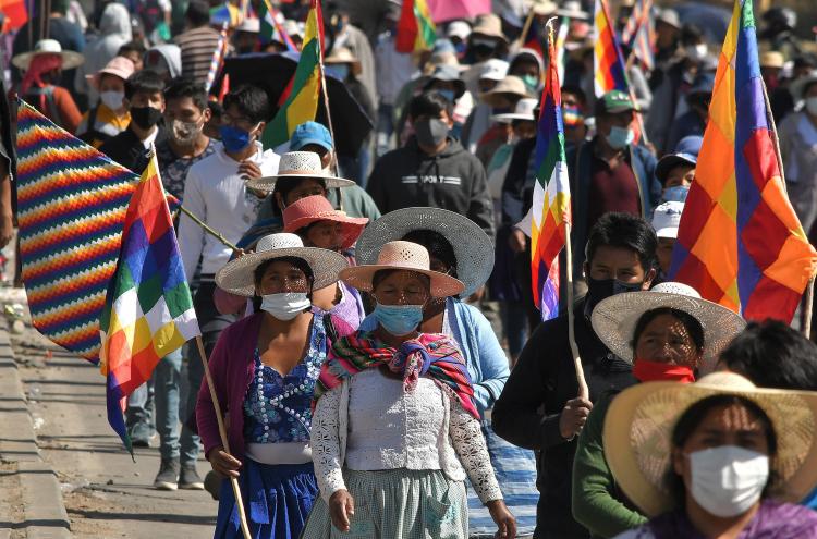 Protesto contra adiamento das eleições presidenciais. Sacaba, Bolívia, agosto de 2020. Foto de Jorge Abrego/EPA/Lusa.