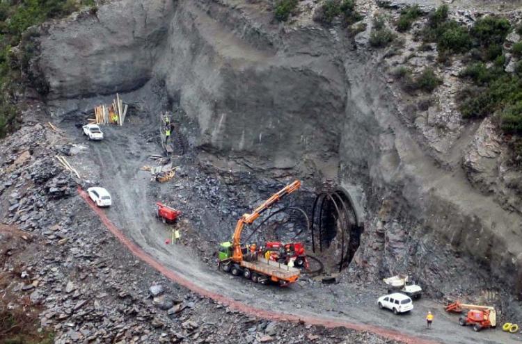 Construção do túnel "O corno" para o AVE. Foto CIG.