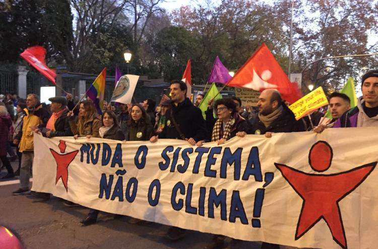 Bloco na manifestação pelo Clima à margem da COP 25 Madrid. Dezembro de 2019.