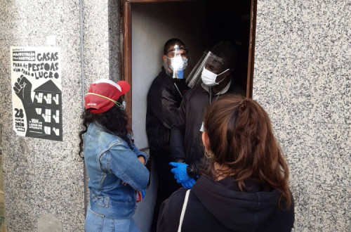 Dois dos seguranças privados terão exibido armas e atuam sem qualquer ordem do tribunal. 