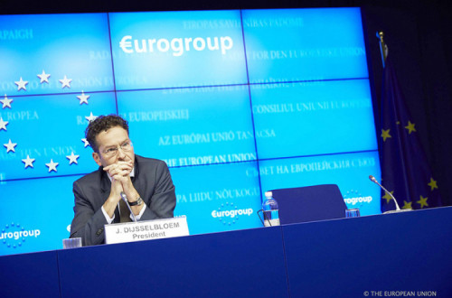 “O senhor Djisselbloem não tem nenhumas condições para permanecer à frente do Eurogrupo", declarou nesta terça-feira o ministro dos Negócios Estrangeiros português, Augusto Santos Silva