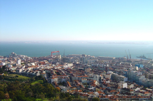 Almada. Foto de Vítor Oliveira/Flickr.