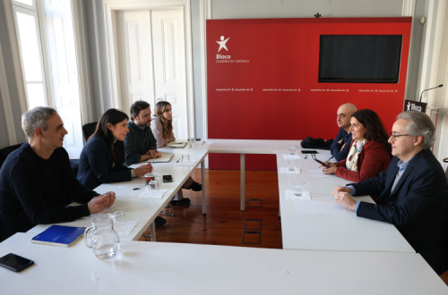 Reunião do Bloco com Sindicato dos Inspetores. Foto de Manuel de Almeida/Lusa.