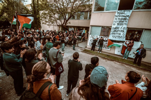 Ocupação na Fac. Ciências da Universidade do Porto
