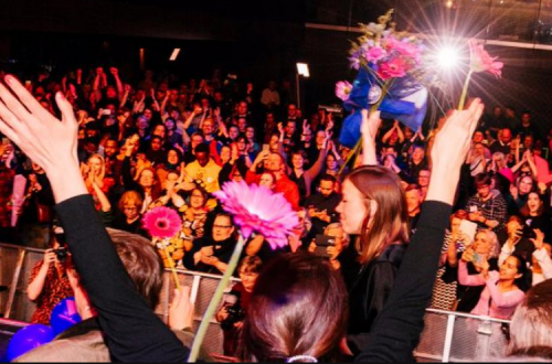 Comício com Li Andersson.