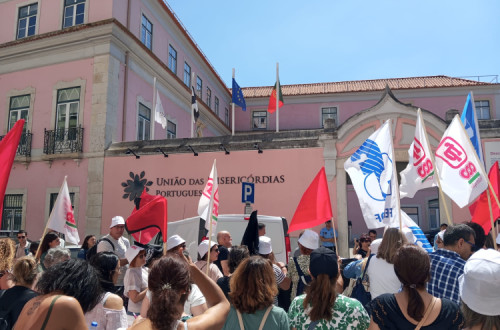 Concentração dos trabalhadores das Misericórdias em Lisboa.