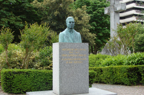 Busto de Aristides de Sousa Mendes.