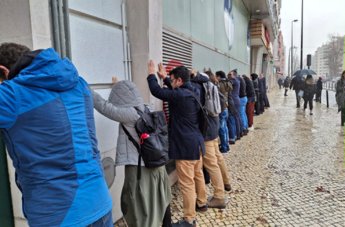 Ação simbólica na Avenida de Roma