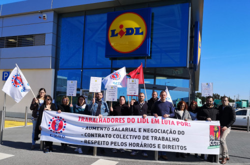Trabalhadores do Lidl em luta.