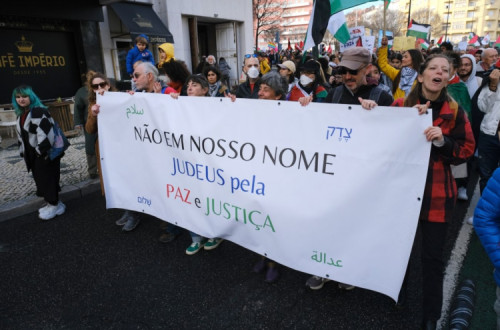 Judeus pela Paz e Justiça na manifestação em Lisboa contra o bombardeamento de Gaza