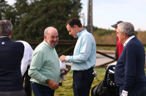 Manuel Violas e Luís Montenegro no torneio de golfe.