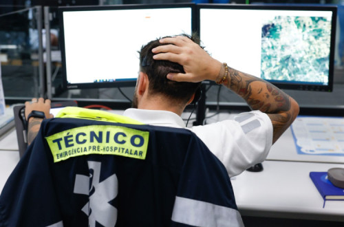 Técnico de emergência pré-hospitalar do Instituto Nacional de Emergência Médica.