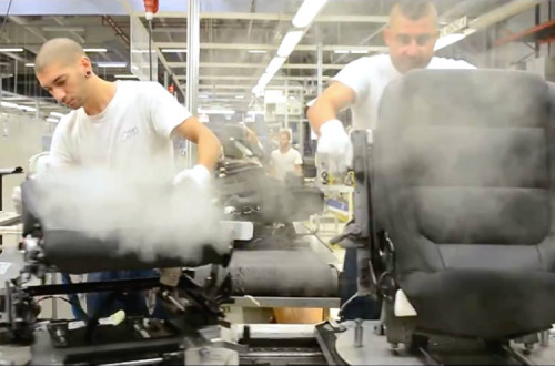 Produção na fábrica da Vanpro.