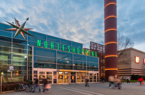 Norteshopping, local da concentração dos trabalhadores da Inditex.