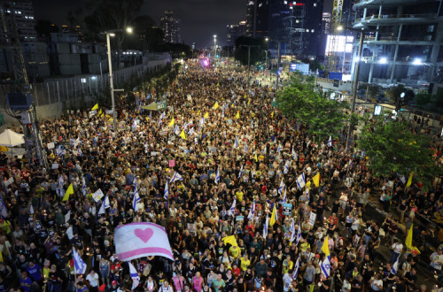 Manifestação em Telavive contra o plano de ocupação total de Gaza.