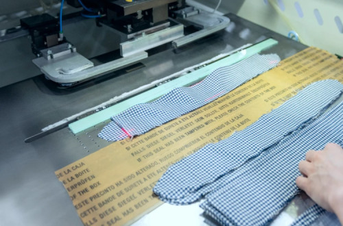 máquina de fábrica de confeções