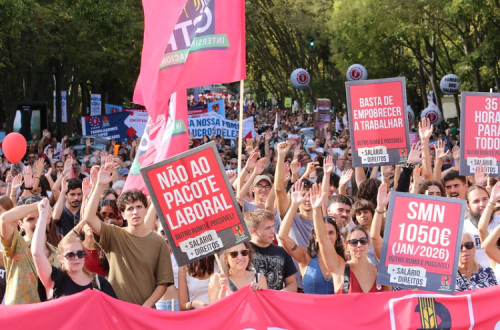 Manifestação da CGTP contra o pacote laboral.