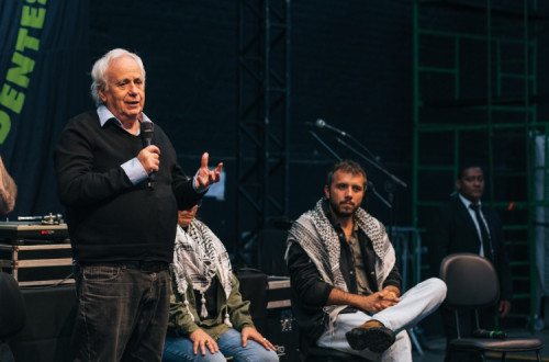 Illan Pappe em debate na FLIPEI com Thiago Avilla e Soraya Misleh sobre o genocídio sionista na Palestina.