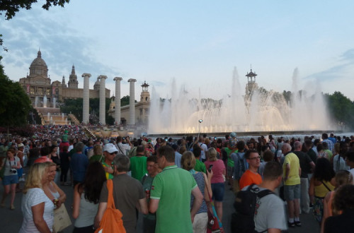 Turistas em Barcelona.