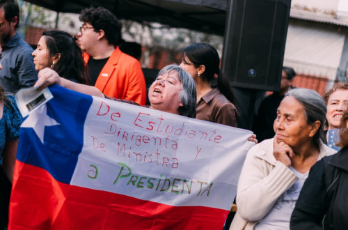 Apoiantes da candidata da esquerda Jeanette Jara