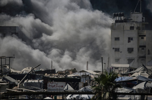 Bombardeamento israelita à Cidade de Gaza
