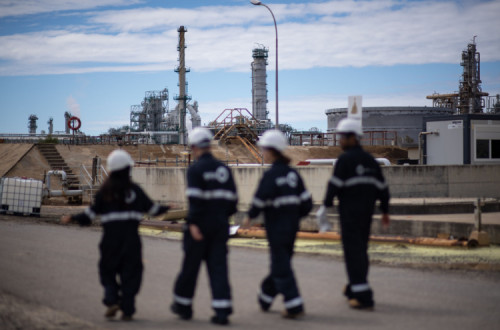 Trabalhadores da Galp na refinaria de Sines
