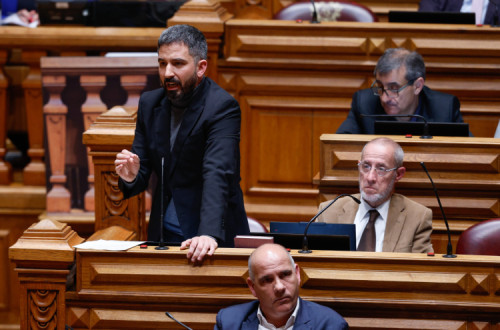 Fabian Figueiredo no debate quinzenal