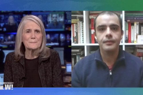 Amy Goodman e Kareem Shaheen no programa Democracy Now!