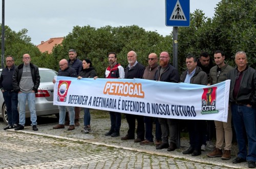 Participantes na sessão pública