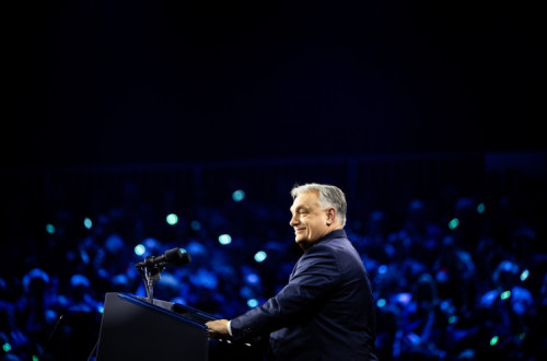 Viktor Orbán num comício de campanha