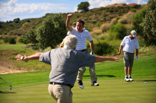 aegria no campo de golfe