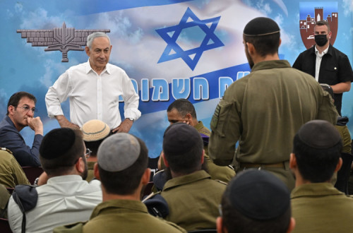Netanyahu em visita aos militares da Divisão dos Hasmoneus