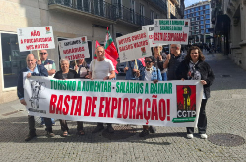 Protesto dos trabalhadores da hotelaria no Porto