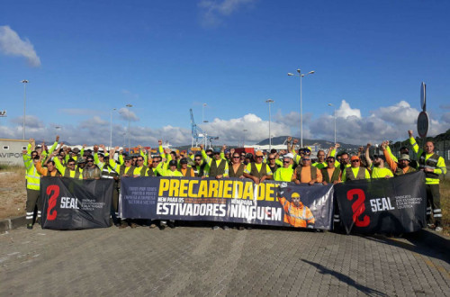Estivadores em luta no Porto de Setúbal