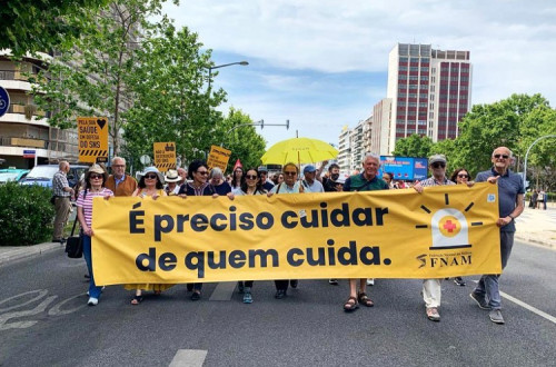 Médicos da FNAM em protesto. Foto da FNAM/Facebook.