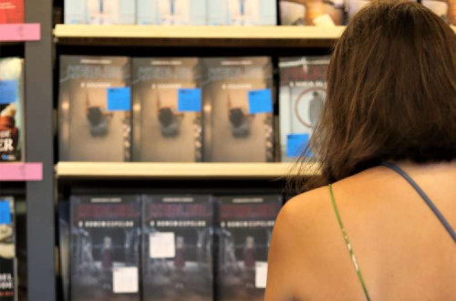 expositor de livros
