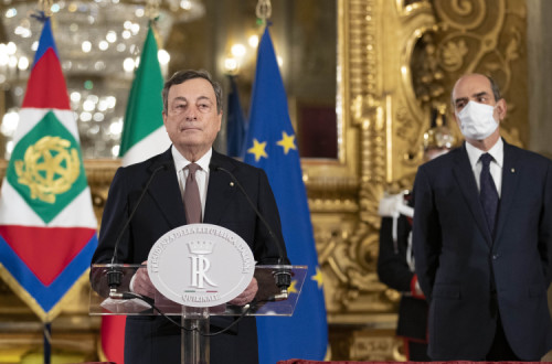 Mario Draghi num encontro com o presidente do país. Foto do Palácio do Quirinal/Presidência Italiana.