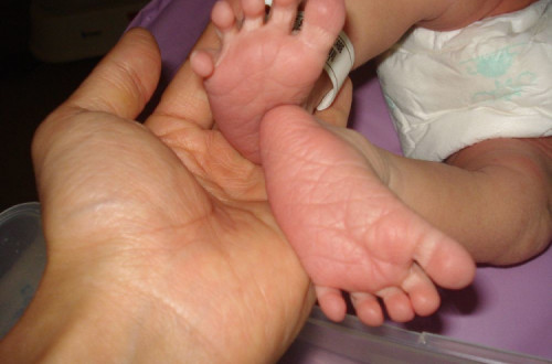 Recém-nascido. Foto de Márcio Okabe | Flickr