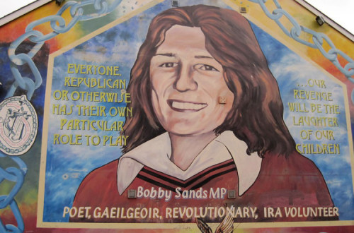 Mural em homenagem a Bobby Sands em Belfast
