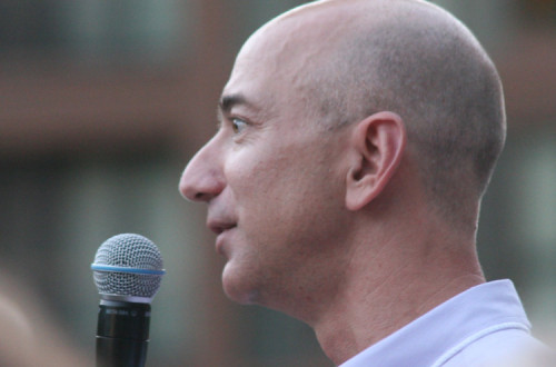 Jeff Bezos em agosto de 2019. Considerado o homem mais rico do mundo é acusado de perseguir os trabalhadores que se tentam organizar.