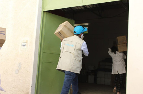 Ajuda de emergência da Unicef à população do Tigray. Fevereiro de 2021. Foto de UNICEF Ethiopia/Flickr.