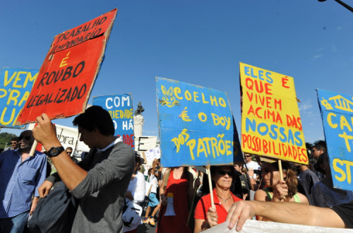 “Governo apenas quer baixar salários e despedimentos mais fáceis e baratos”