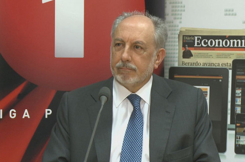 Rui Vilar, presidente da REN, diz que que “continua a avaliar a legalidade daquela contribuição”. Foto RTP