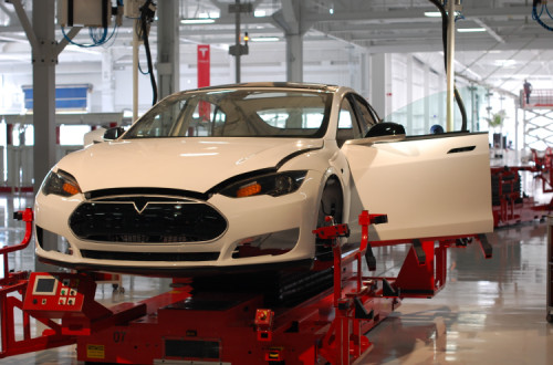 Fábrica Tesla nos Estados Unidos da América.