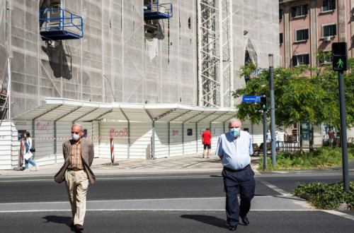 pessoas na rua