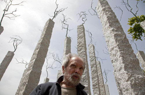 Alberto Carneiro no Parque de Escultura de Almourol, por Paulo Cunha - Lusa