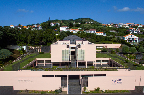 Assembleia Legislativa Regional dos Açores. Foto da instituição.
