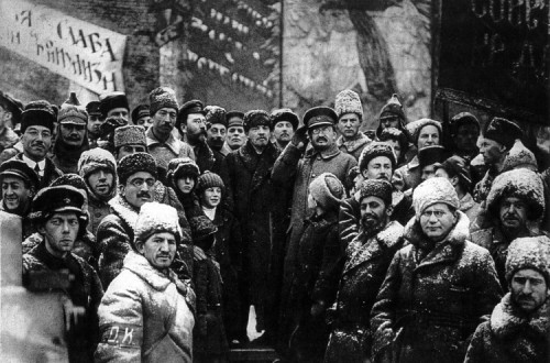 Lenine e Trotsky nas comemorações do segundo aniversário da Revolução Russa, em 1919.